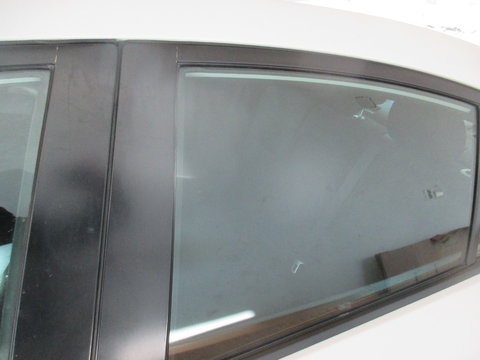 Geam usa stanga spate culisabil Mazda 3 BL sedan berlina 2010 2011 2012 2013