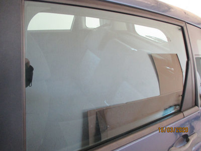 Geam usa stanga spate Ford Fiesta 5 facelift 2006 