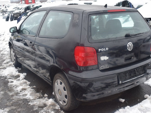 Geam usa stanga VW Polo 6N2 coupe 277