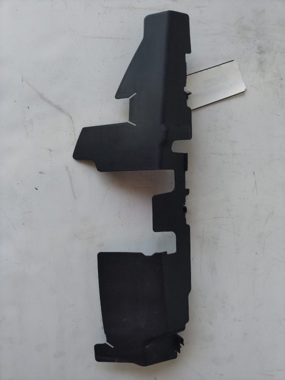 Ghidaj aer radiator Skoda Rapid an 2014 cod piesa 5JA121284B