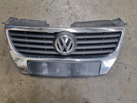 Grilă față, mască față Passat B6