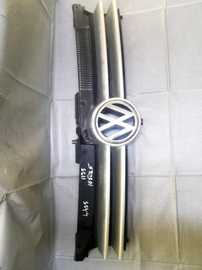 Grilă radiator - Culoare: Gri - Volkswagen Golf 4