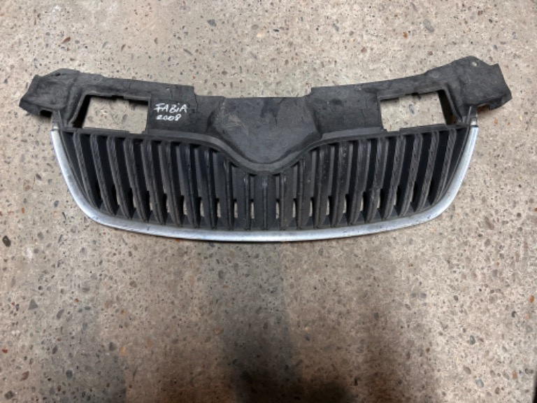 Grilă Skoda Fabia an 2007 2010