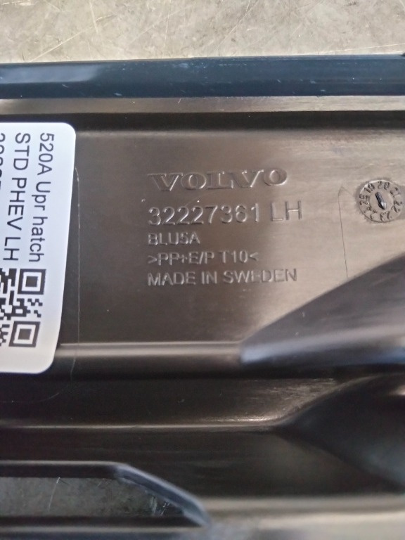 Grilă, stânga, bară față, Volvo s90