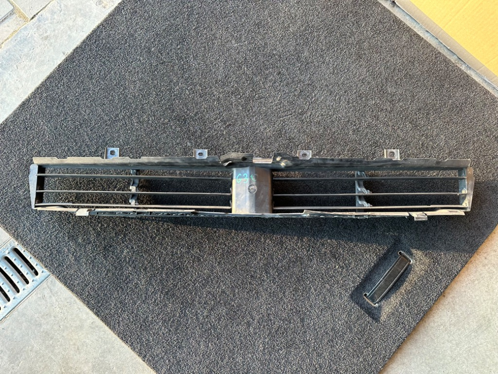 Grila activa inferioara flaps jaluzele BMW Seria 5 G30 G31
