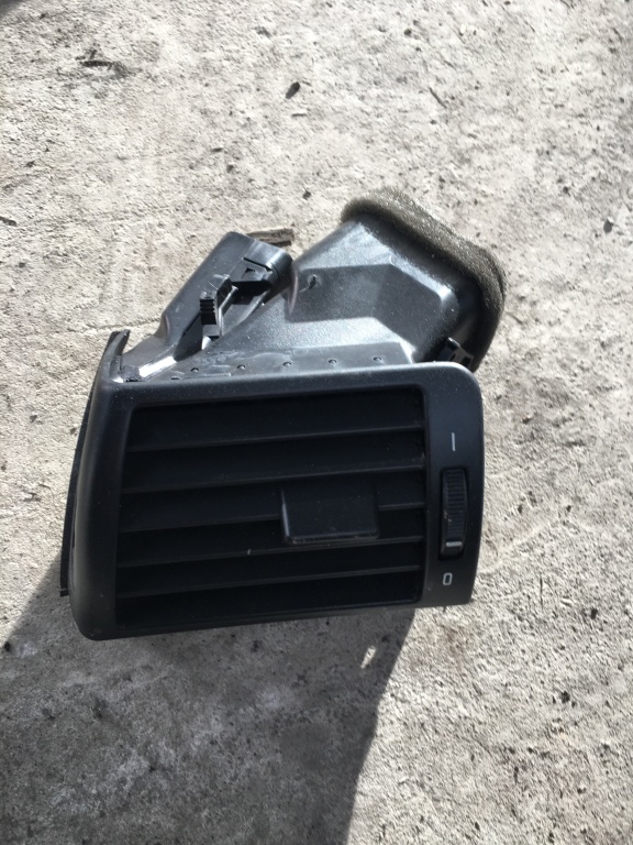 Grila aer BMW E46 64228361897 64.22-8 361 897