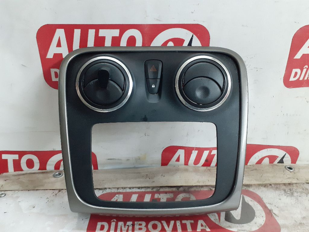 GRILA AER BORD CENTRU DACIA LOGAN II 2015 OEM:682601926R.