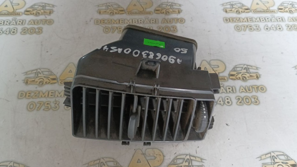 Grila aer bord Mercedes Sprinter 2.2 Motorina cod: A9068300154