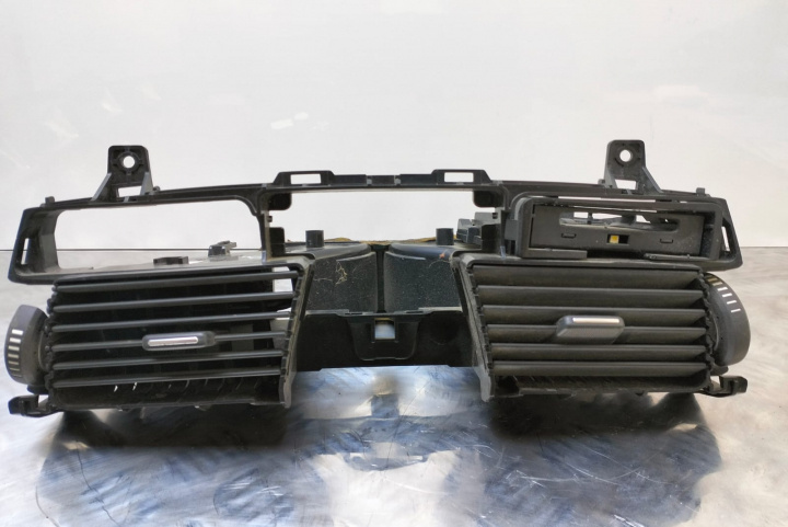 Grila aer centrala bord 1002753 Renault Laguna 3 [