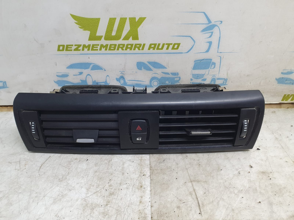 Grila aer ventilatie bord centrala BMW Seria 1 F20