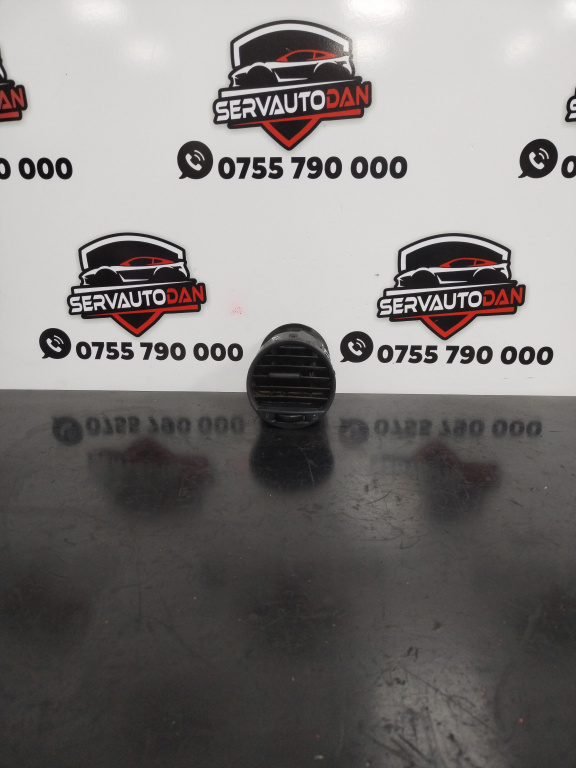 Grila aerisire bord Volkswagen Caddy 3 (2004-2010) 1.9 Motorina 2007, STANGA / 2K08197703B