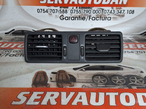 Grila aerisire bord Volvo XC 90 2.4 Motorina 2009, 3409400