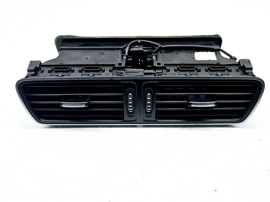 Grila aerisire centrala Volkswagen Passat B7 (365) Variant [Fabr 2010-2014] 3AC819728A