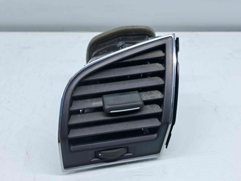 Grila aerisire stanga Skoda Fabia 3 Combi (NJ5) [Fabr 2014-2022] 6V0819701