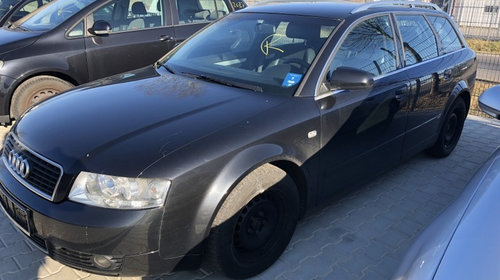 Grila bara fata Audi A4 B6 2004 Break 2.