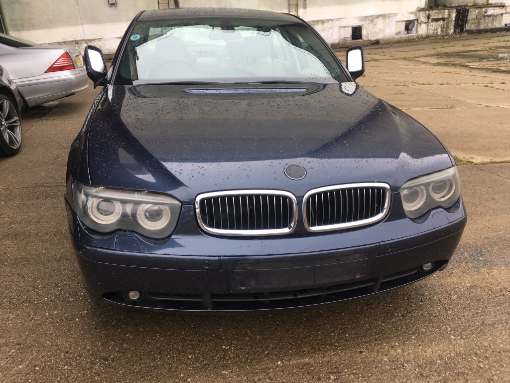 Grila bara fata BMW Seria 7 E65, E66 200