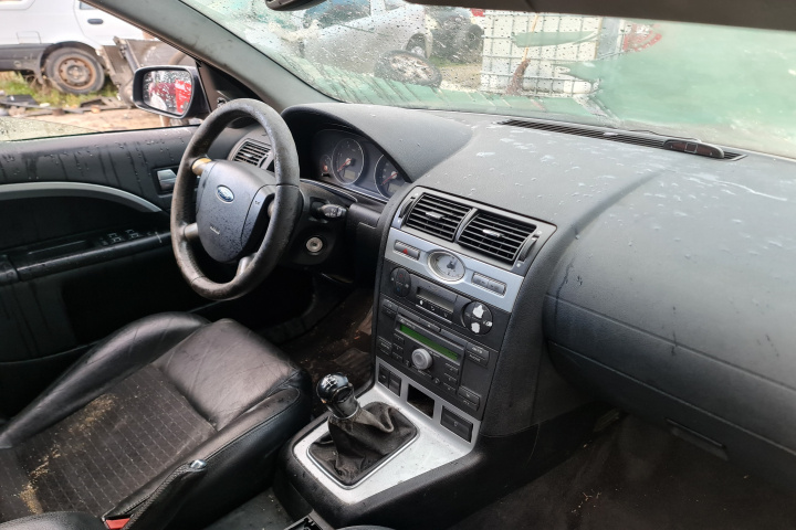 Grila bara fata centru Ford Mondeo 3 [20