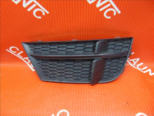 Grila Bara Fata Dr AUDI A3  LIMOUSINE (8VS 8VM) 2.0 TDI CRLB CRLB CRUA