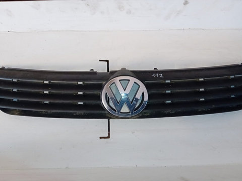 Grila bara fata fara emblema VW Passat B5 1.9 tdi Volkswagen VW Passat B5 [1996 - 2000] wagon 1.9 TDI MT (110 hp)
