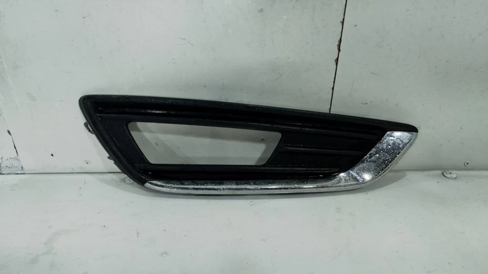 Grila bara fata Ford Focus 3 Facelift An