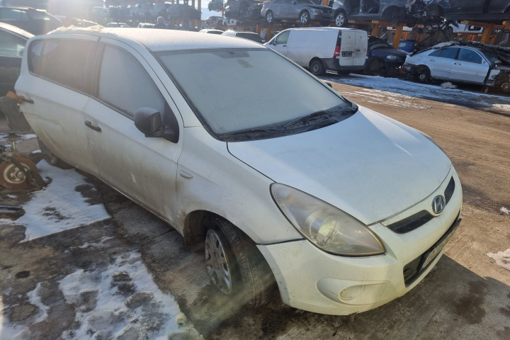 Grila bara fata Hyundai i20 2011 hatchba