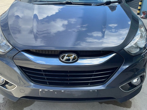 Grila bara fata Hyundai IX35 2.0 CRDI