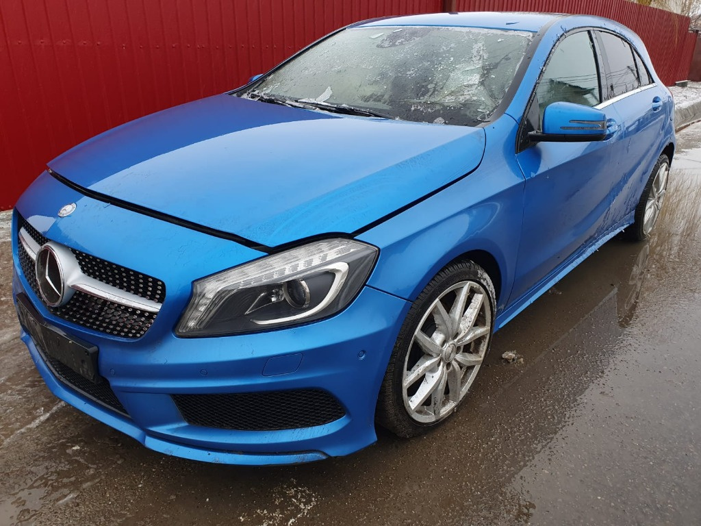 Grila bara fata Mercedes A-Class W176 2013 AMG om651.901 1.8 cdi