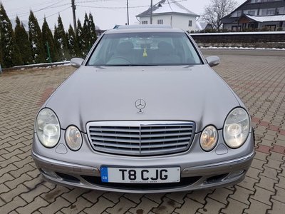 Grila bara fata Mercedes E-CLASS W211 2004 berlina