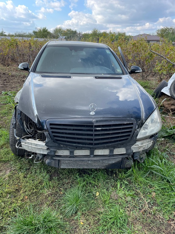 Grila bara fata Mercedes S-Class W221 2009 Berilna