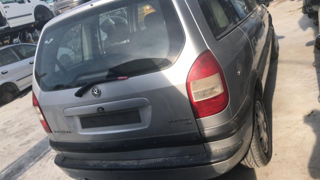 Grila bara fata Opel Zafira 2005 Berlina