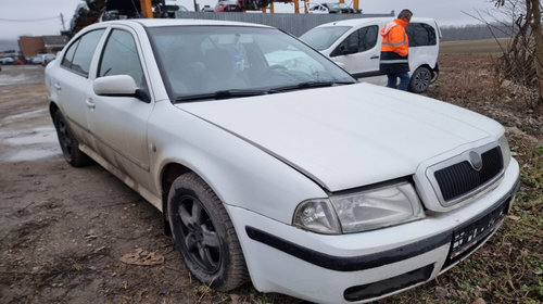 Grila bara fata Skoda Octavia 2006 sedan