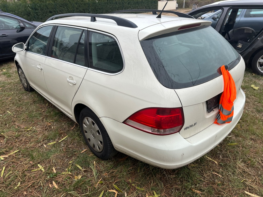 Grila bara fata Volkswagen Golf 5 2008 B