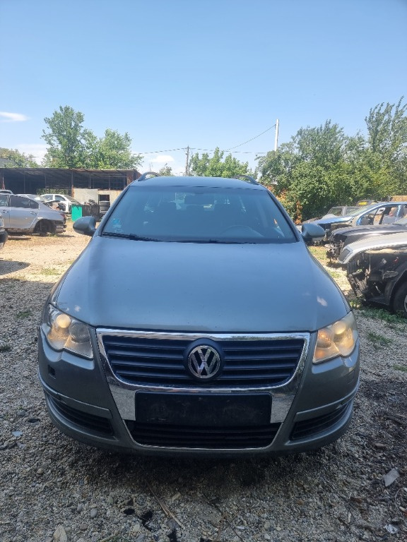Grila bara fata Volkswagen Passat B6 2008 Break 2.0