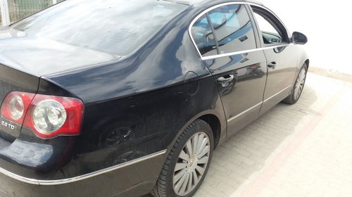 Grila bara fata Volkswagen Passat B6 200