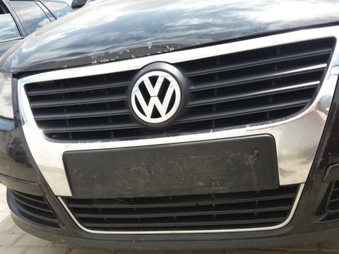 Grila bara fata Volkswagen Passat B6 2009 berlina 2.0 TDI