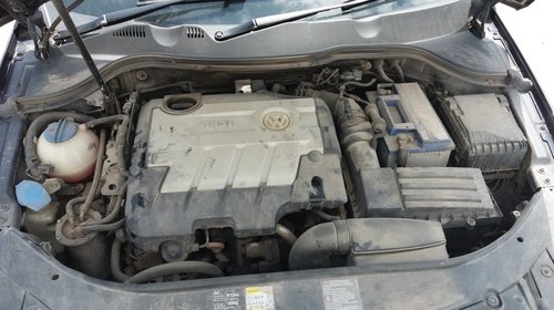 Grila bara fata Volkswagen Passat B6 200