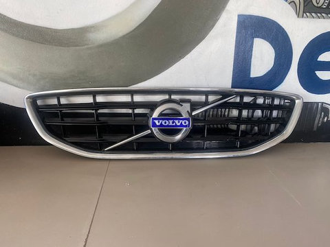 Grila Bara Fata Volvo V40 2012-2018 31283764 31283762