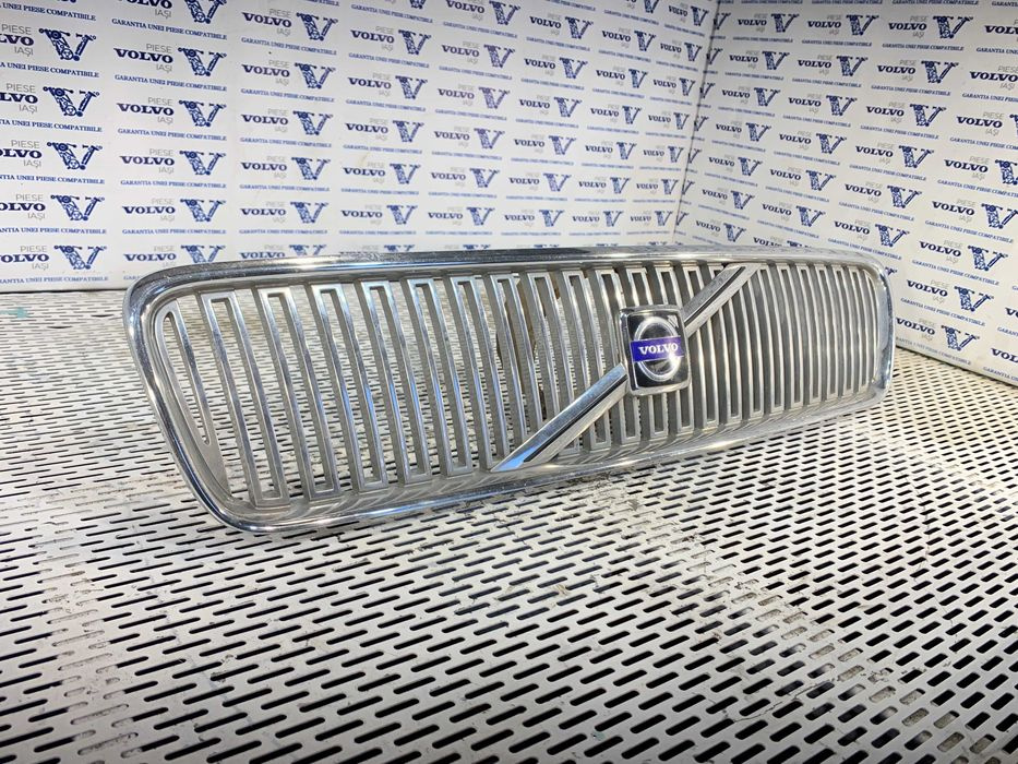 Grila bara fata Volvo V50 2004-2006