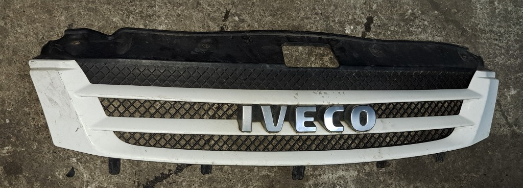 Grila bara Iveco Daily 38028010105