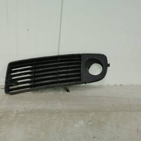 Grila bara stanga fata fata Audi A6 4b 1998-2003 4b0807681j