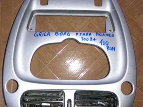 Grila Bord Citroen Xsara Picasso 2008 1.6 16v