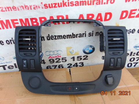 Grila Bord Renault Trafic 2014-2021 grile guri aer ventilatie radio cd dezmembrez trafic 1.6