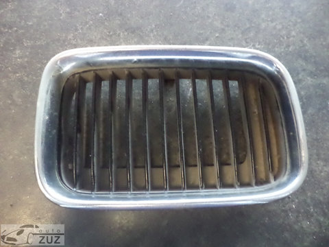 Grila capota BMW E36 - 51138151548