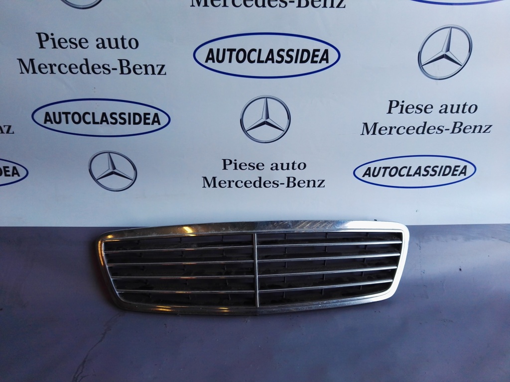 Grila capota Mercedes C class W203