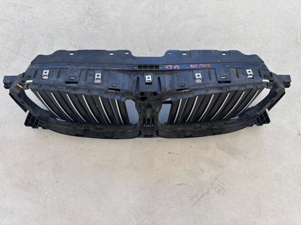 Grila centrala activa BMW X3 X4 G01/G02 