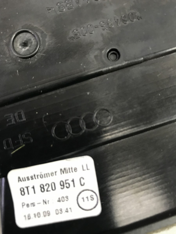 Grila centrala aer bord Audi A5 Sportbac