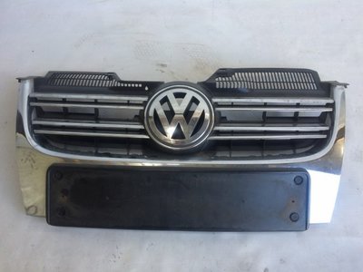 Grila centrala cu emblema VW Jetta, VW Golf 5 Comb
