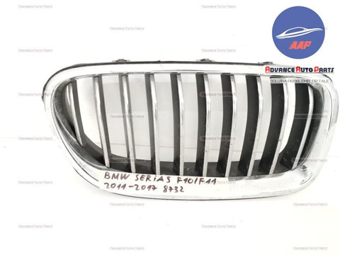 Grila centrala dreapta originala in stare buna BMW Seria 5 F07/F10/F11 2009 2010 2011 2012 2013 Sedan 7336478