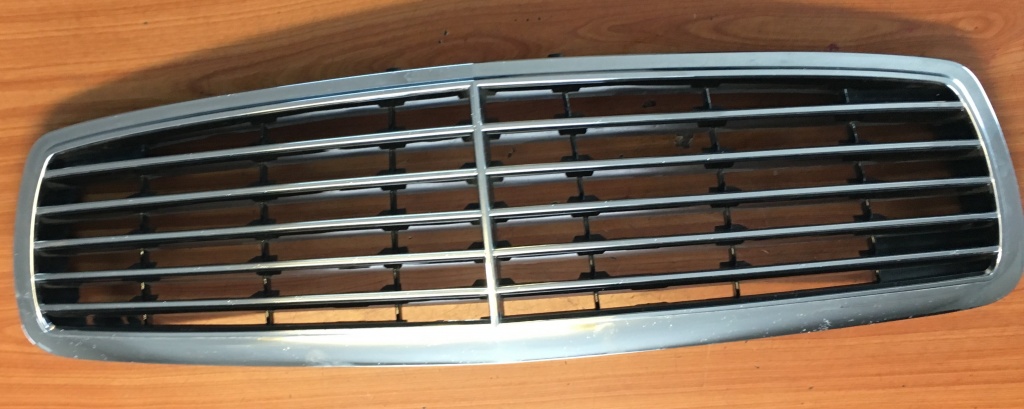 Grila centrala fata Mercedes E-Class W211
