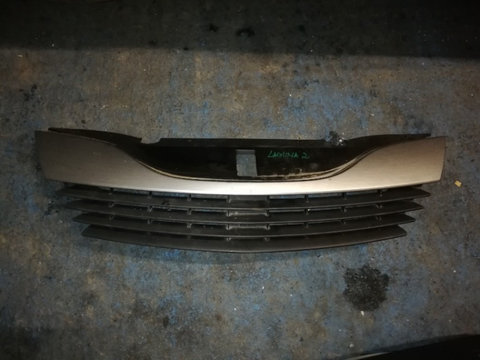 Grila centrala fata Renault Laguna 2 2003